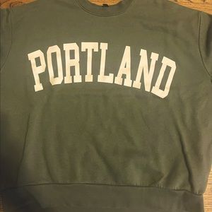 Wild Fable green Portland crewneck